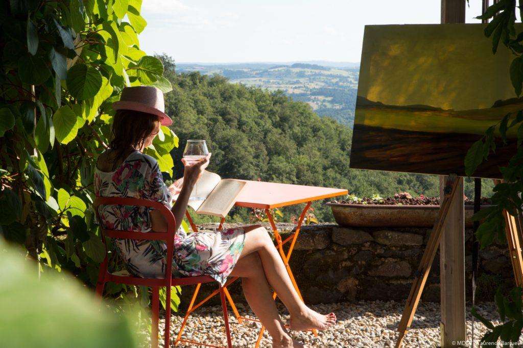 Autour de la maison une terrasse, magnifique vue sur les Gorges de l'Allier